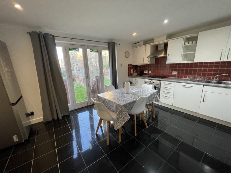 Fantastic Studio Style Bedroom with Bathroom in an Amazing Riverfront Townhouse