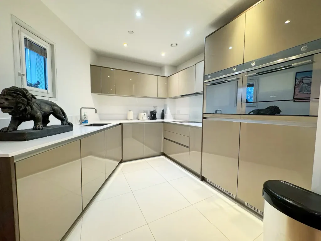 New 3 Bedroom | 3 Bathroom Property in Greenwich