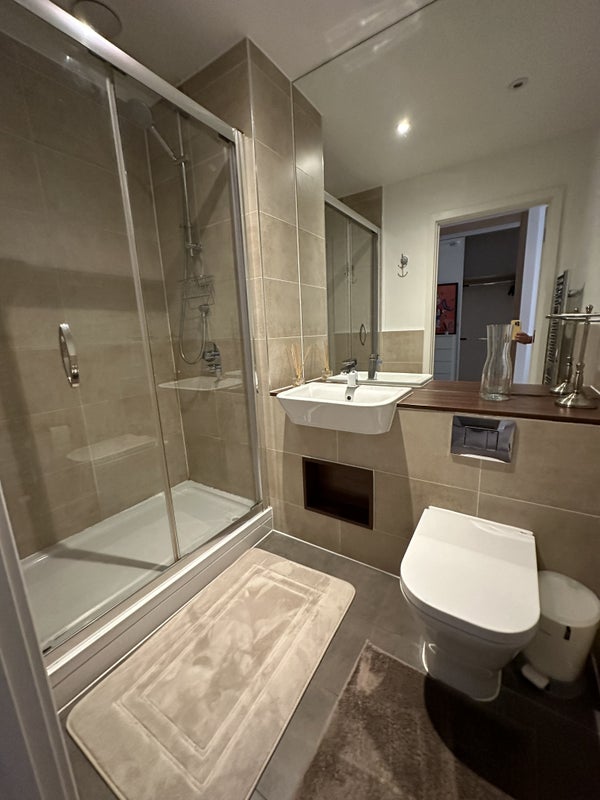 Awesome Ensuite Master Bedroom with Lounge