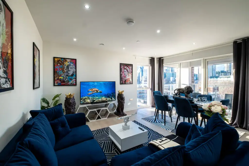 Luxury 3 Bedroom | 2 Bathroom Penthouse in Canary Wharf