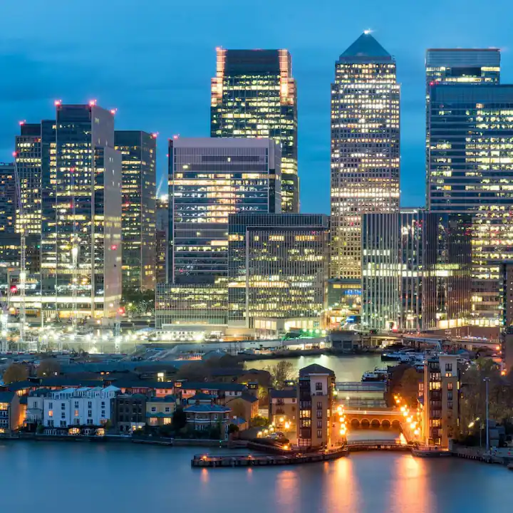 Luxury 3 Bedroom | 2 Bathroom Penthouse in Canary Wharf