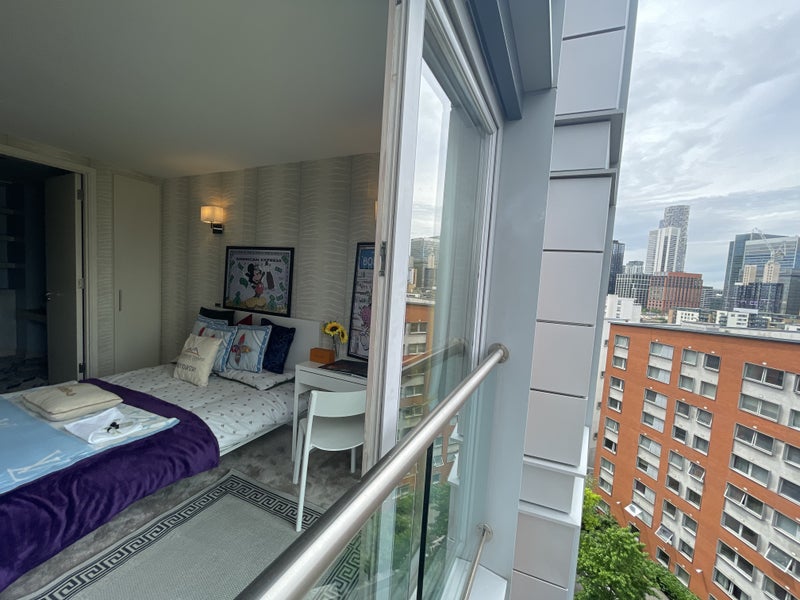 Exclusive Canary Wharf - Luxury Bedroom With Private Bathroom