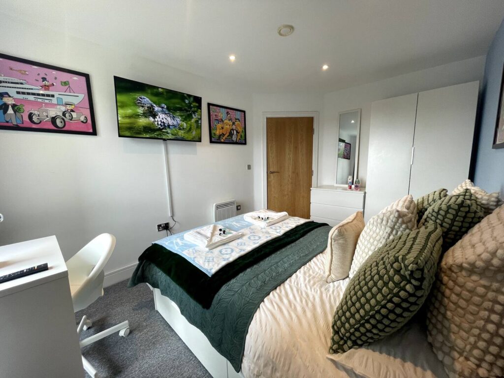 Luxury Bedroom in Shoreditch | Near Brick Lane