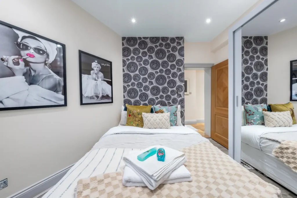 Luxury 2 Bedroom 2 Bathroom Apartment in Knightsbridge