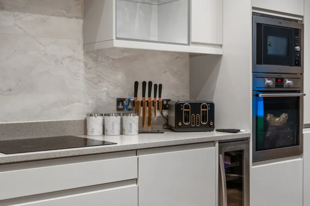 Luxury 2 Bedroom 2 Bathroom Apartment in Knightsbridge