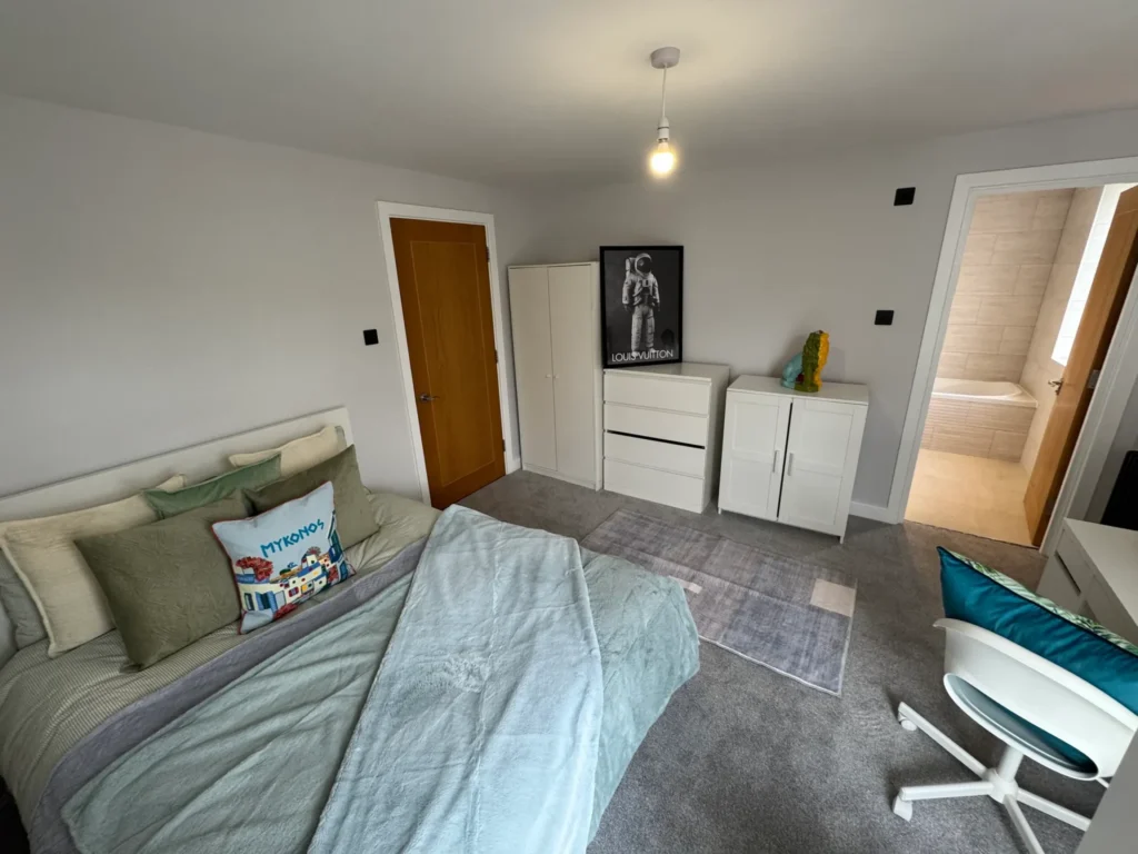 Ensuite  room | Royal Wharf | Barriers Point, E16 2SE