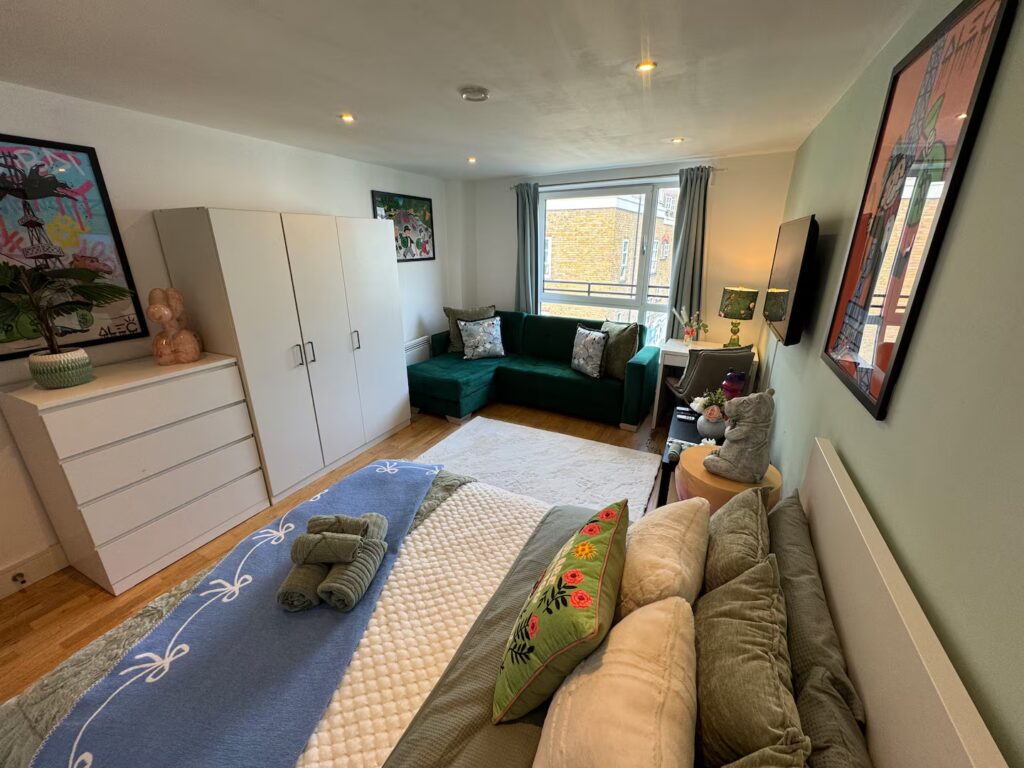 Studio Bedroom in Shoreditch