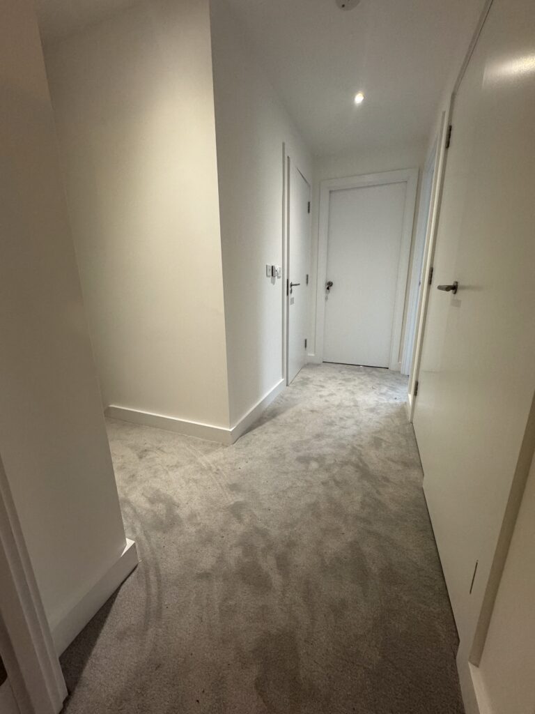 Escapade Place, E14 0WG - London - E14